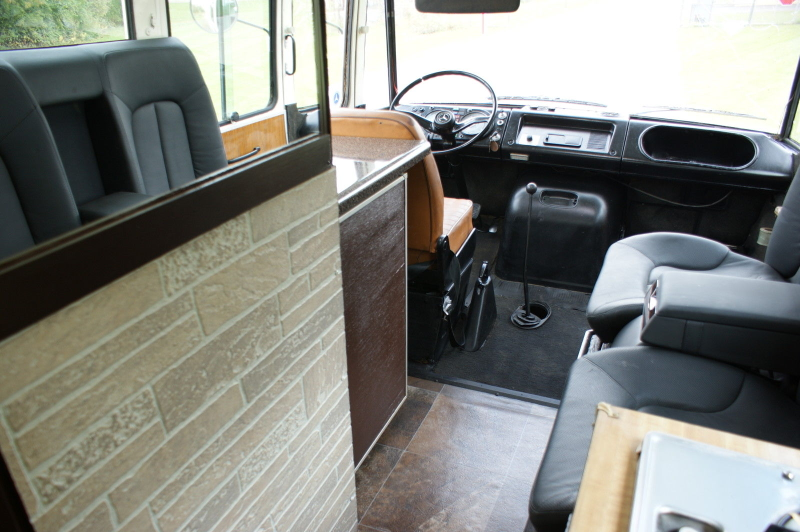Illustration for article titled eBay Find of the Day: The Ultimate Jalop RV